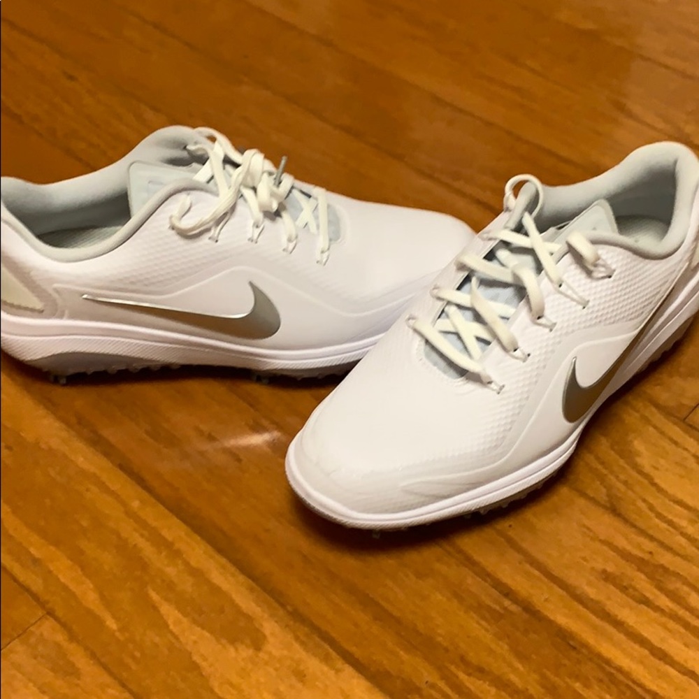Nike React golf shoe. 9.5 w